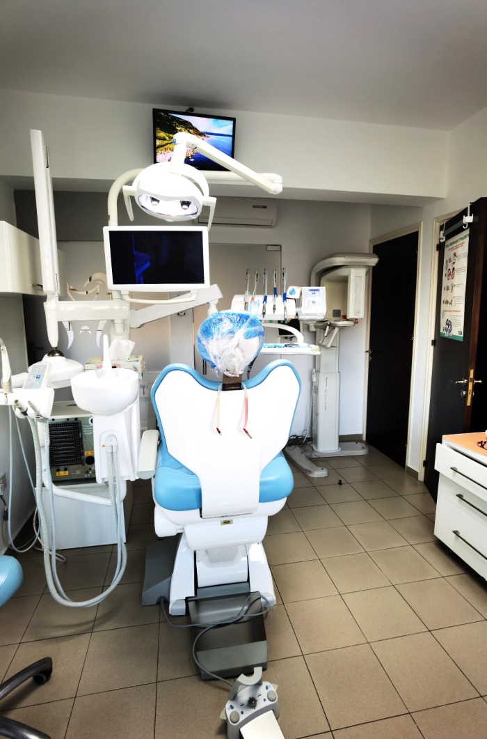 paphos smile art studio dental clinic